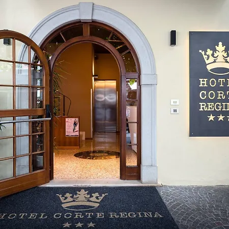 Corte Regina Hotel 3*