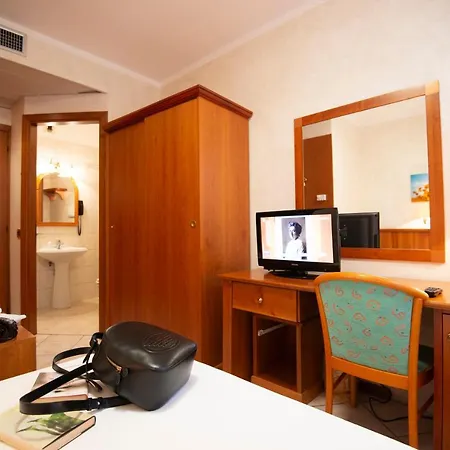 Corte Regina 3* סירמיונה