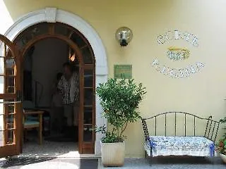 Corte Regina מלון סירמיונה