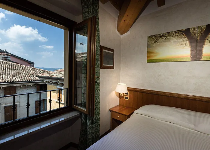 Corte Regina Sirmione