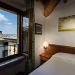 Corte Regina Sirmione