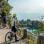 Otel Corte Regina Sirmione